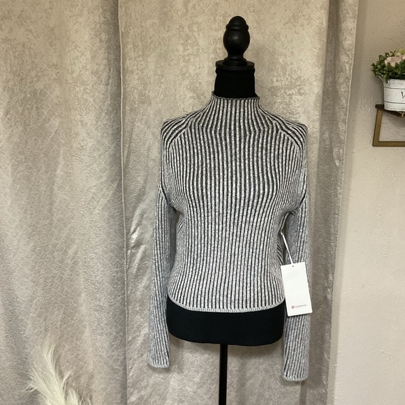 Lululemon Sweater Womens 0 Cotton Cashmere Blend Mock Neck Sweater gray Relaxed - Picture 2 of 15